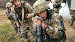 Шокиран военен от ВСУ: „Половин тон бомба! Бомбардират ни като котенца“ ВИДЕО
