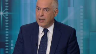 Инфарктно в БНТ: Бойко Василев смълча Сербезова с въпрос за Петков