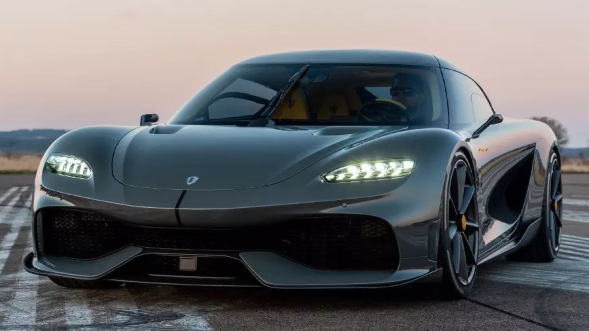 Чуйте как звучи трицилиндровият двигател на Koenigsegg Gemera ВИДЕО