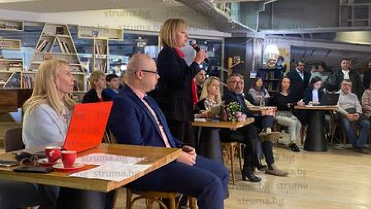 Ключови имена сред учредителите на новата партия на Манолова