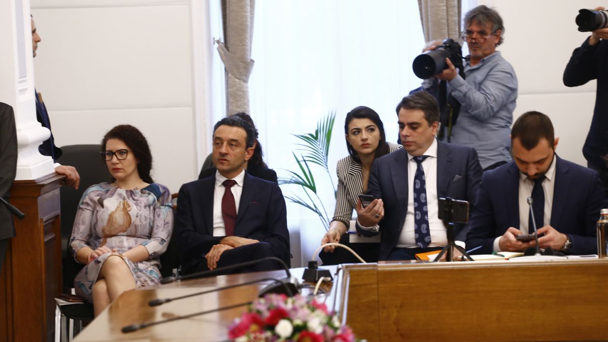 Депутат от властта: Тази партия от коалицията се готви за избори, защото...