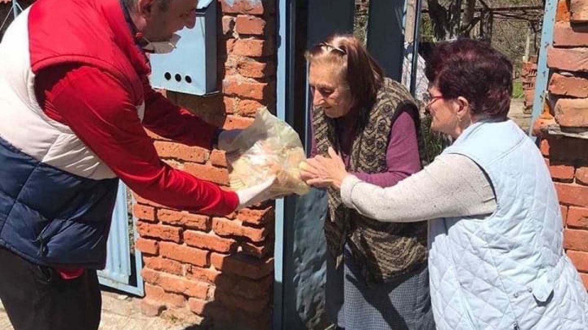 БСП продължава своята кампания "Солидарен Великден" и тази година