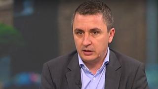 Енергийният министър каза ще скочи ли токът за бита 