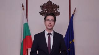 Културният министър проговори след скандалното ВИДЕО! Пак се щрака в МК
