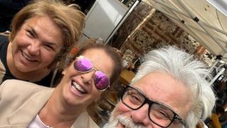 Марта Вачкова задоволила Владо Пенев, а цъфналата слива на Катето Евро... ВИДЕО