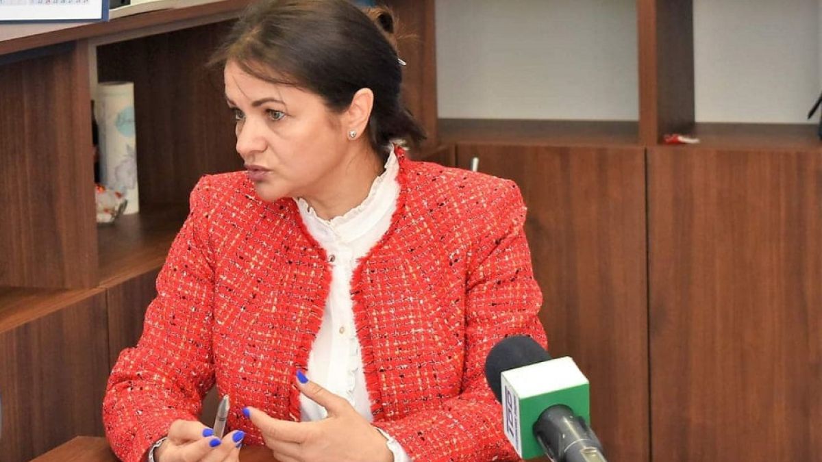 Росица Кирова алармира за изчезнали над 1 млрд. лв., които е трябвало да отидат в... 