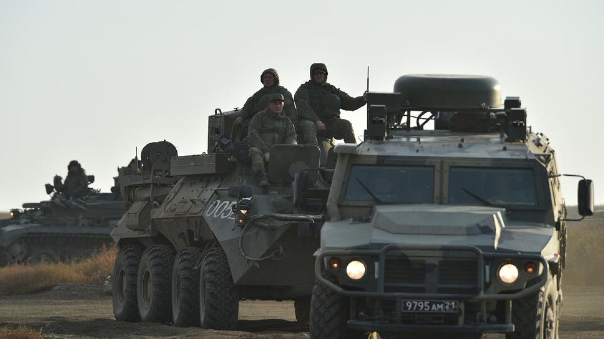 Азовци опитаха да се измъкнат от Мариупол с бой, но по-добре да не бяха пробвали ВИДЕО