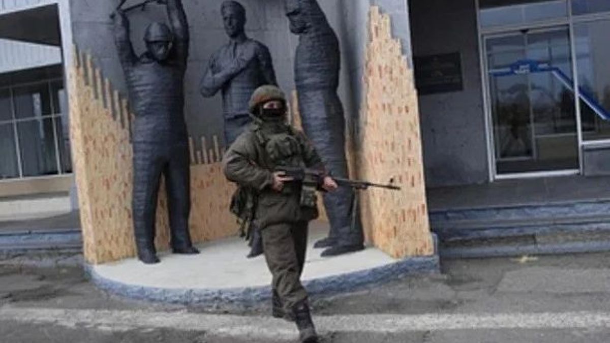 Военни на НАТО, блокирани в "Азовстал", са поискали от руснаците да ги пуснат
