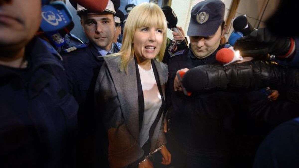 Решава се съдбата на закопчаната у нас румънска ексминистърка