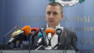 Енергийният министър призна, че няма идея за държавна компания за батерии