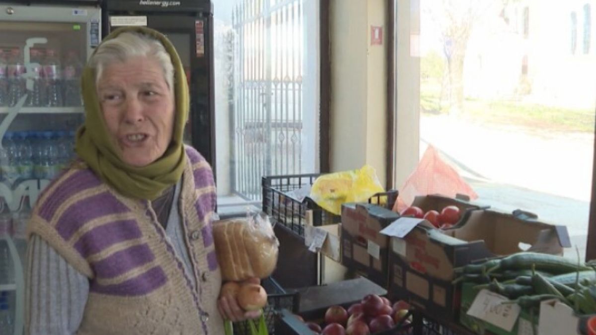 Пълна скръб: Какво ще сложат пенсионерите на празничната трапеза