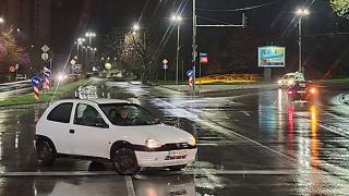 Поредният неадекватен дядо зад волана, този път в Бургас СНИМКИ