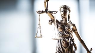 Две години прокуратурата пише обвинение за пътно хулиганство