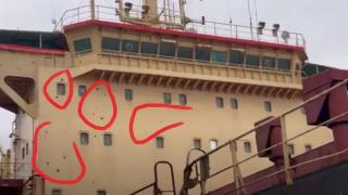 Появи се първо ВИДЕО с пораженията от стрелбата по кораба „Царевна“  