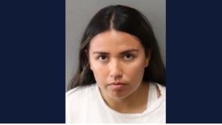 Арестуваха учителка за секс със свой ученик