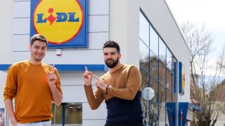 Популярни личности предизвикват бъдещите практиканти на Lidl