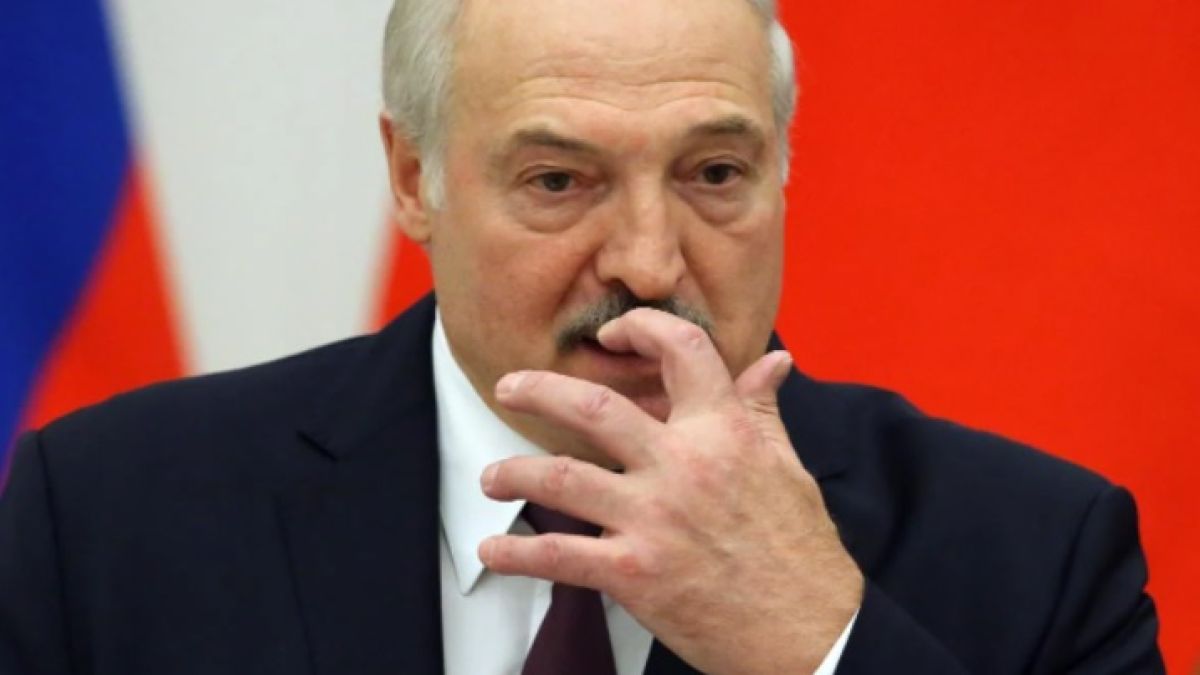 Арестович: Лукашенко е в паника, чуди се как да се отърве от Путин! ВИДЕО