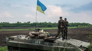 Британски министър към Украйна: Атакувайте цели дълбоко в Русия, това е легитимно