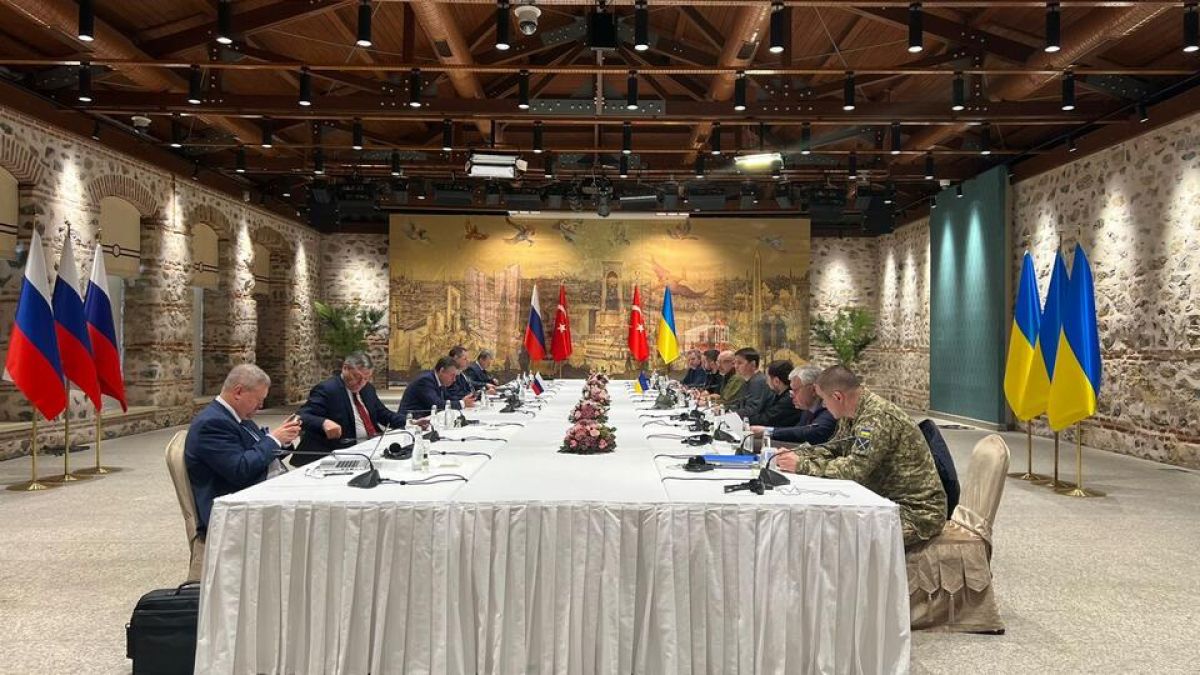 Путин: Постигнат бе сериозен пробив на преговорите с Украйна в Истанбул, но...