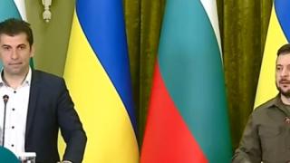 Зеленски с голямо обещание към Петков, а нашият премиер се зарече да се върне в Киев, за да... БЛИЦ TV