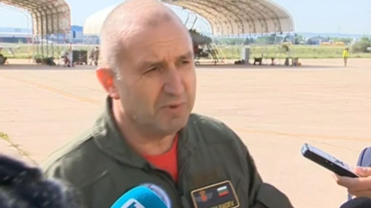 Радев след полет с ”Юрофайтър" в Испания попари политици-демагози у нас ВИДЕО