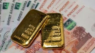Песков: Русия обмисля да обвърже рублата със златото