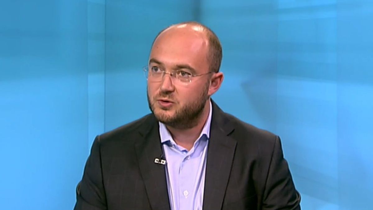 Георги Георгиев от СОС заговори за спиране на топлата вода за столичани 