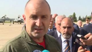 Тагарев смело нападна Румен Радев: Никога не е участвал в бойни действия, а... 