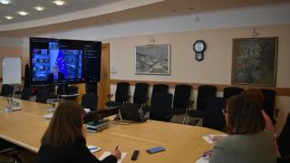 Вицепремиерът Нинова разговаря с еврокомисаря Тиери Бретон за проблемите пред българските фирми след спирането на газовите доставки