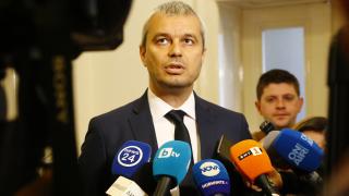 Костадинов се закани сурово на Генка Шикерова и каза какво ще й се случи, ако вземе властта