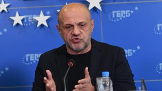 Томислав Дончев каза защо ГЕРБ не може управлява с БСП 