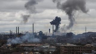 Руските сили подновиха обстрела на Азовстал
