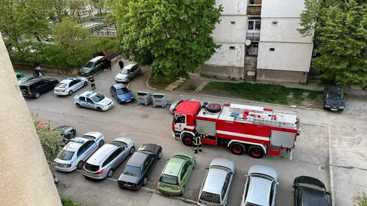 20-часова драма в „Люлин” – от балкона хвърчат печки, газови бутилки, щори ВИДЕО