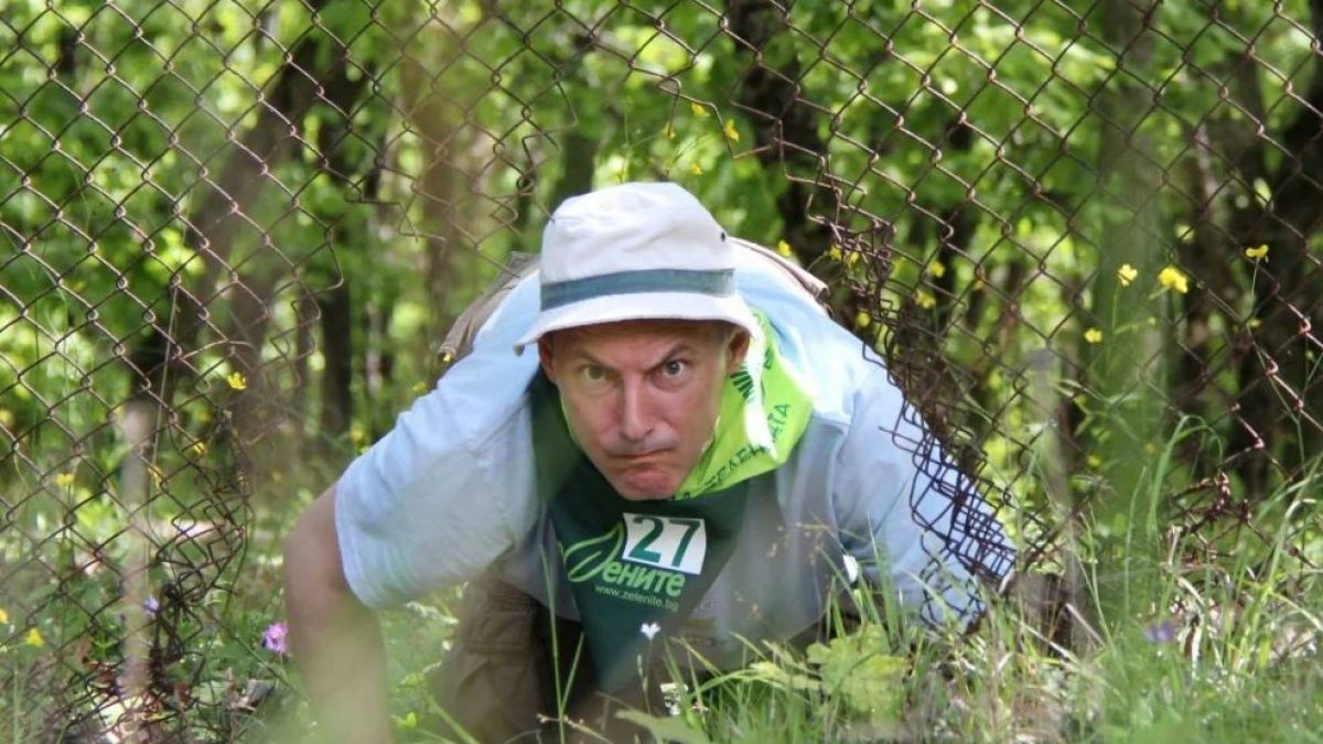 Бедни, бедни Чобанов, номерата ти съвсем се изтъркаха…