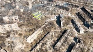 Защитниците на „Азовстал“ предложили: Разменяме цивилни за храна
