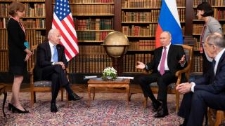„Вашингтон Поуст”: Путин докара главоболие на Байдън
