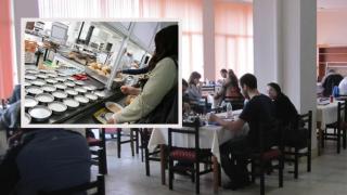 Криза удари студентите - броят им залците