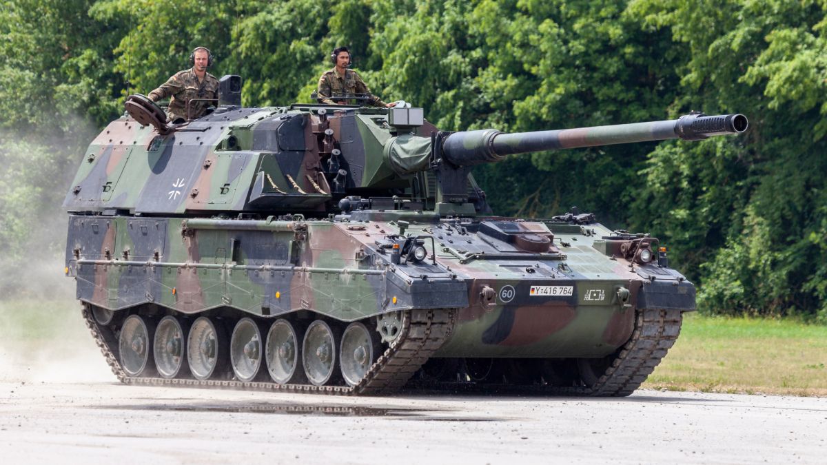 Германия изпраща 7 тежки гаубици на Украйна