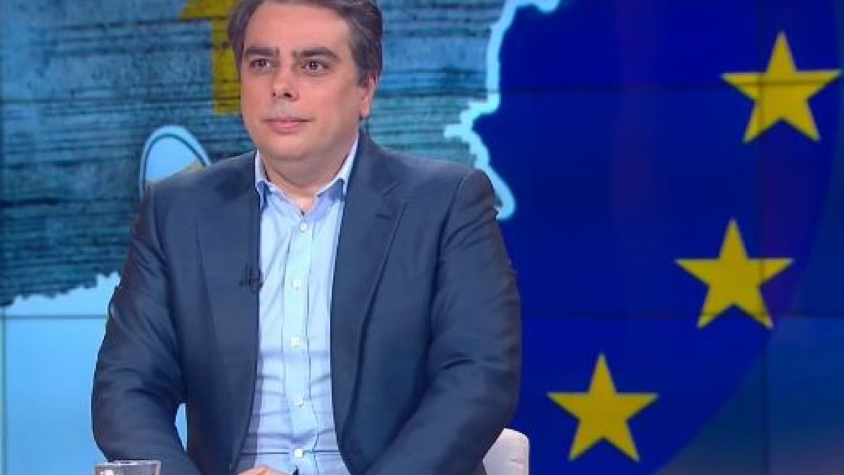 Асен Василев не казва каква е цената на газа, който получаваме не от "Газпром"