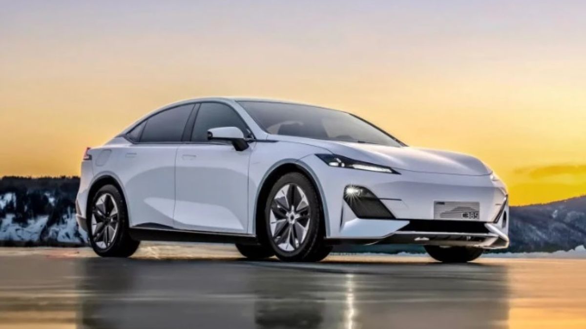 Китайски конкурент изкара убиеца на Tesla Model 3 - оборудването е по-богато, а цените по-ниски
