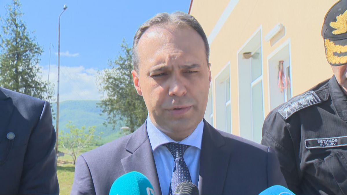 Заков с последни новини за вдигнатите извънредно два родни МиГ-29