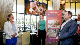 Кампанията #ПромениКартинката провокира с изложба пред Народния театър и вдъхновяващ проект съвместно с НАТФИЗ