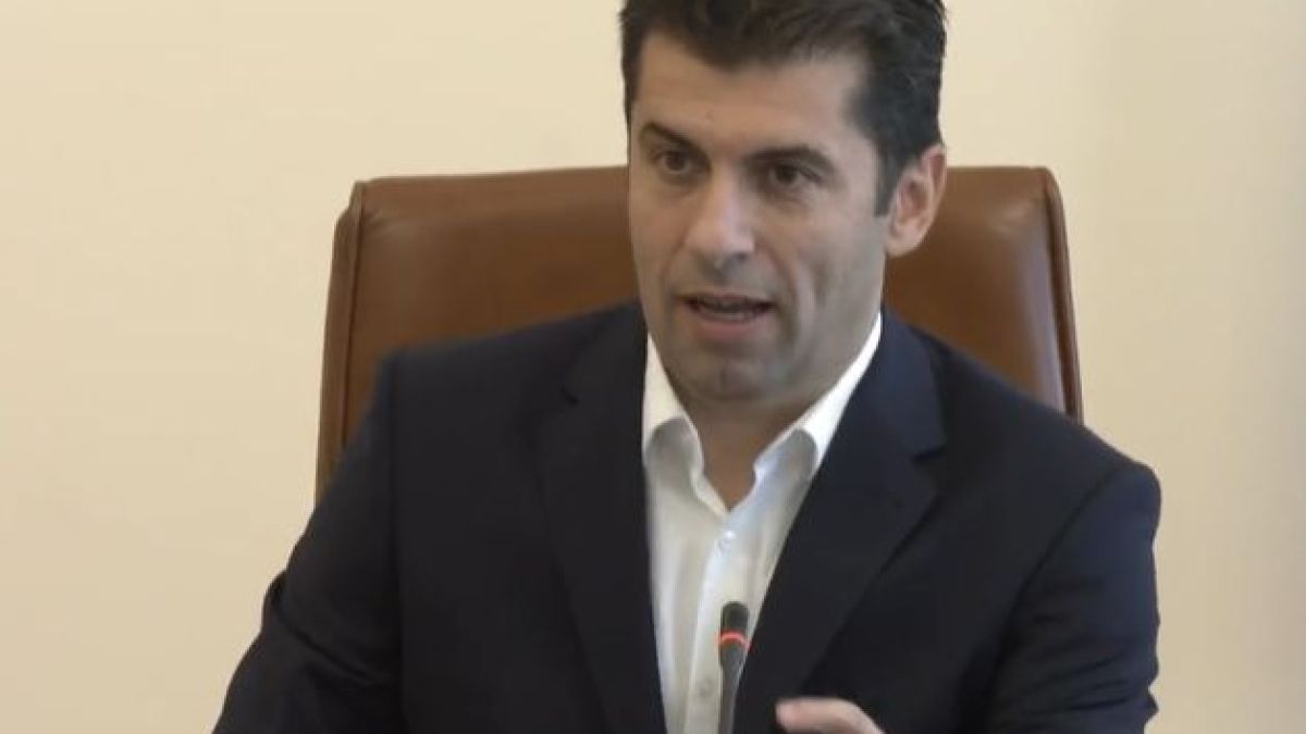 Петков издаде строга заповед заради влиянието на Путин у нас ВИДЕО