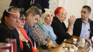 Ицо Хазарта: Спасителните квоти са за некадърници