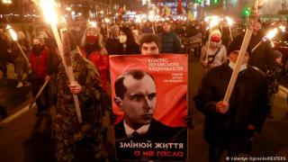 DW: Герой или фашист: Кой е Степан Бандера