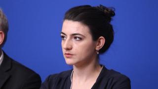 Бориславова с небивалиците си разгневи един от най-близките до президента  
