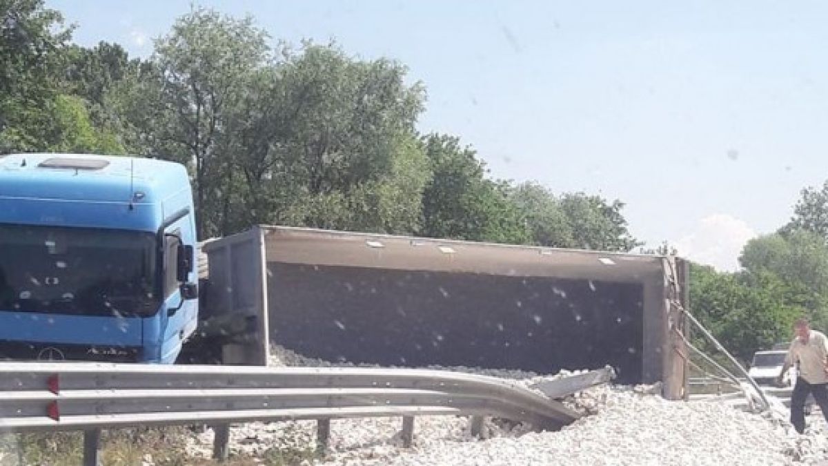 Ново ВИДЕО от ада на АМ "Тракия", не е за гледане!