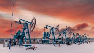 Bloomberg: Използването на руски петрол ще продължи въпреки санкциите 