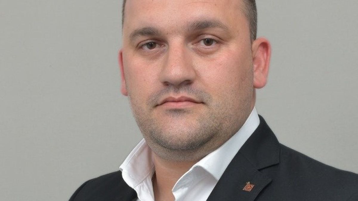 Бивша министърка потъна в скръб СНИМКА