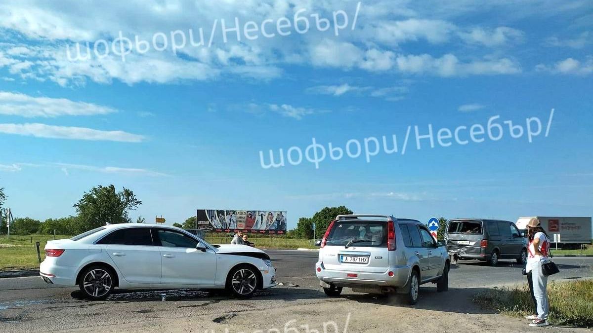Украински бежанец със скъпарско Ауди направи голямо мазало в Равда ВИДЕО